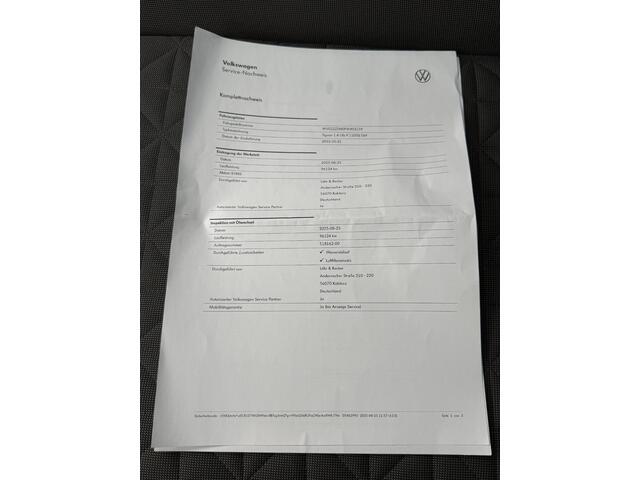 Volkswagen TIGUAN 1.4 TSI eHybrid Life Automaat / Wegklapbare Trekhaak 1.800 Kg / Dealer Onderhouden / Panoramadak / Camera / Navigatie / ACC / Travel Assist / Dodehoek Detectie / Stoel & Stuurwielverwarming /