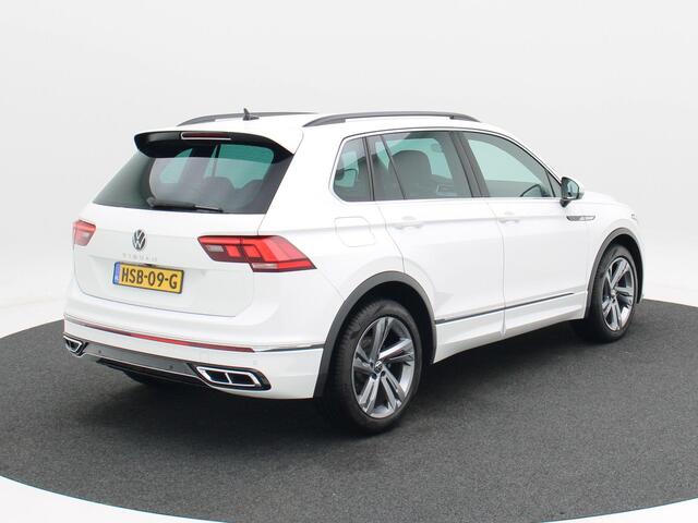 Volkswagen TIGUAN 1.5 TSi 150 Pk Automaat R-Line | Adaptive Cruise | Climate Control | Navigatie | Camera | Carplay | 19 Inch | 17.821 Km!!