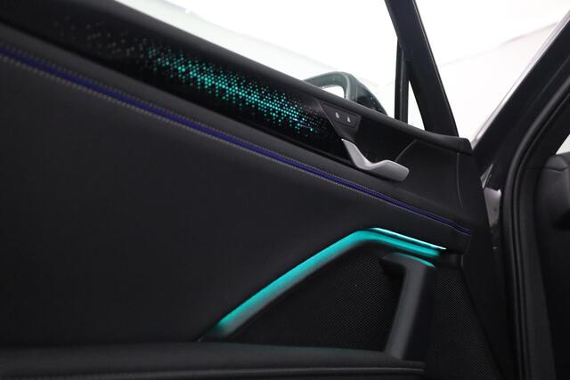 Volkswagen TIGUAN 1.5 TSI R-Line -Black Style / Pano / Trekhaak-