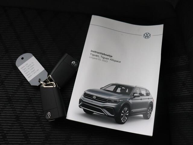 Volkswagen TIGUAN Allspace 1.5 TSI R-Line Business 7 Persoons! | Panoramadak | ACC | IQ Light!