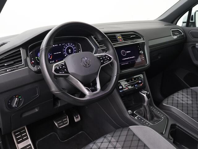 Volkswagen TIGUAN 1.4 TSI eHybrid R-Line Business+ | 245 PK | SoH 91% | Trekhaak | Panoramadak | 360 Graden camera | 20"LM velgen | Adaptive cruise control | R-Line |