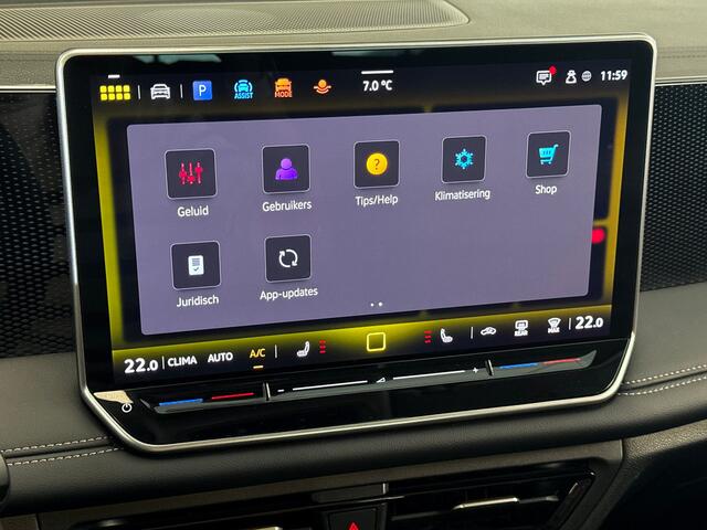 Volkswagen TIGUAN 1.5 150pk eTSI Life Edition Adaptive cruise control | Achteruitrijcamera 'Rear View' | Parkeerassistent 'Park Assist Pro'