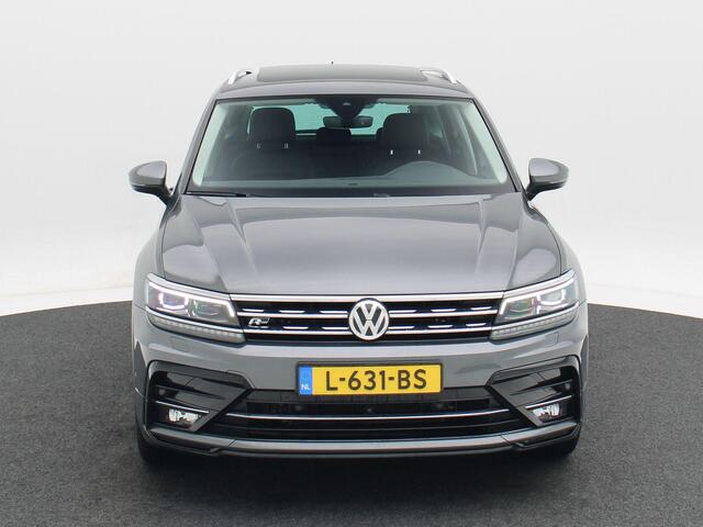 Volkswagen TIGUAN 1.5 TSi ACT Highline Business R 150 Pk Automaat | Panoramadak | Trekhaak Elektrisch | Leder | Virtual Cockpit | Adaptive Cruise | Camera | 20 Inch | 79.522 Km