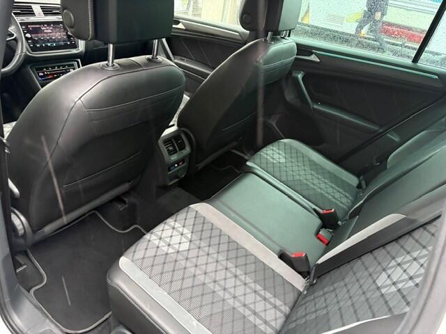 Volkswagen TIGUAN 1.5TSI 150PK R-line! All-in Prijs!