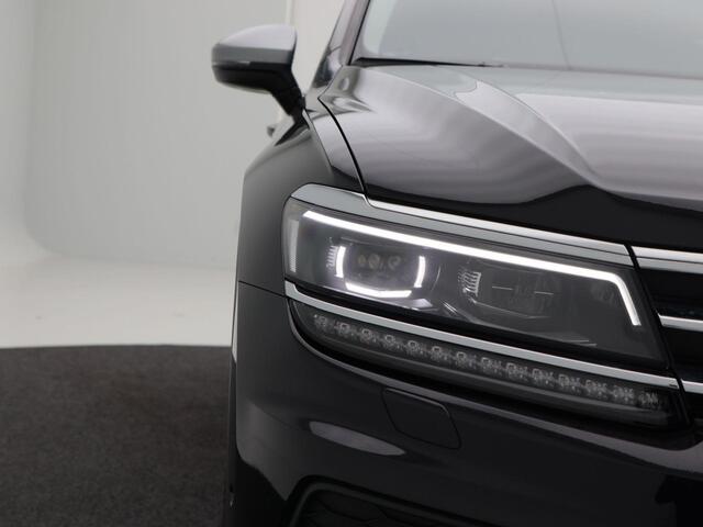 Volkswagen TIGUAN Allspace 1.5 TSi 150 Pk Automaat Elegance 7-Persoons | Adaptive Cruise | Full Led | Camera | Stoel Verwarming | 18 Inch | 33.070 Km!!