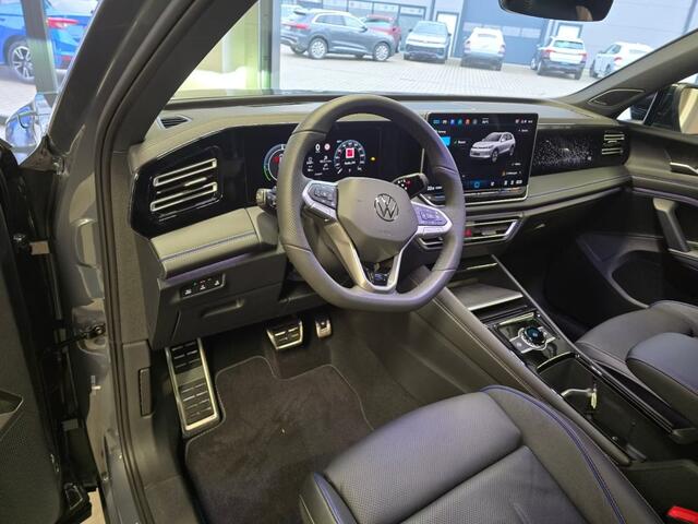 Volkswagen TIGUAN 1.5 TSI e-HYBRID 272 PK R-LINE PANO-DAK/CAMERA/TREKHAAK/HenK/HUD/LEDER/MEMORY