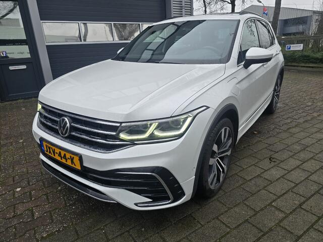 Volkswagen TIGUAN 1.4 TSI E HYBRID R LINE BUSINESS+ pano