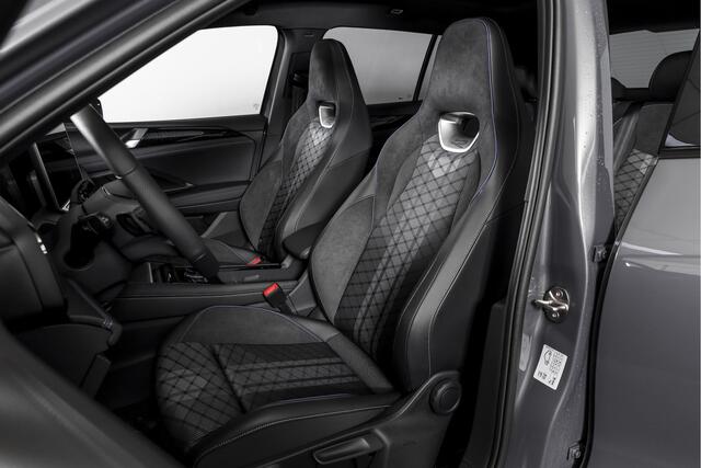 Volkswagen TIGUAN 1.5 eHybrid 272 PK R-Line Edition | Black Style | Assistance Plus | Elek. Trekhaak | S/K-panodak | Adapt. Cruise | Stoel-+stuurverw. | NAV+App. Connect | 360 Camera | LM 20" |