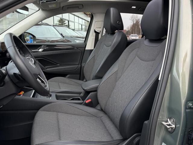 Volkswagen TIGUAN 1.5 eTSI Life Edition 20LM | Panodak | El.klep | Stoelverw | Camera