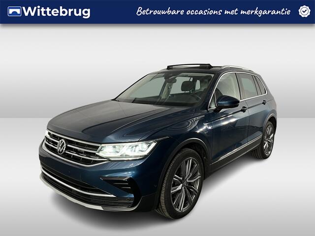 Volkswagen TIGUAN 1.4 TSI eHybrid Elegance / AUTOMAAT/ PANO/ TREKHAAK/ DIGITAL DASH/ CRUISE/ CLIMA/ STOELVERWARMING/ NAVI/ APP-CONNECT/ PARK. SENSOREN + CAMERA