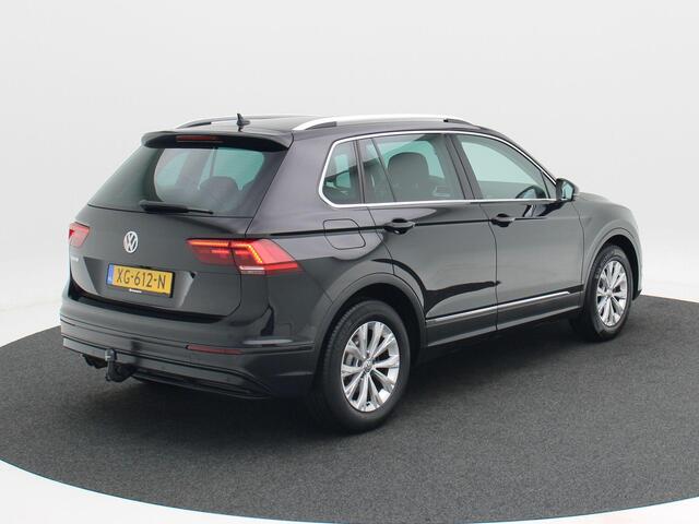 Volkswagen TIGUAN 1.5 TSi 130 Pk Comfortline Business | Trekhaak | CarPlay | Navigatie | Adaptive Cruise | Camera | R17 | 61.277 Km!