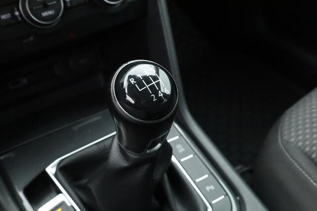 Volkswagen TIGUAN Allspace 1.4 150 PK TSI Comfortline | Afn. Trekhaak | 1800KG Trekgewicht | Nav+CarPlay | Stoelverw. | PDC | LED | Elek. Achterklep | 20''