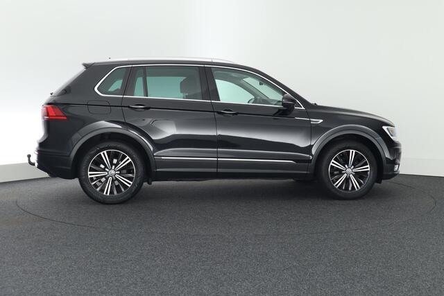 Volkswagen TIGUAN 1.4 TSI 150pk Connected Series Trekhaak Navigatie Stoelverwarming