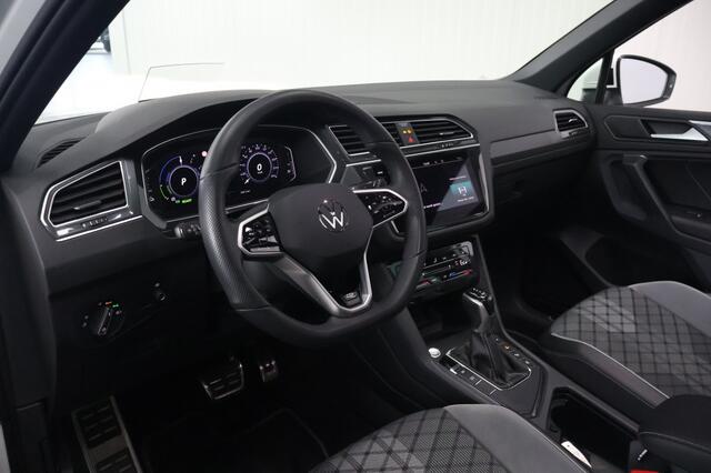 Volkswagen TIGUAN 1.4 TSI eHybrid R Business+ | Panoramdak | Trekhaak | Head Up