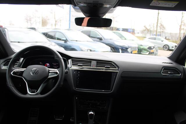 Volkswagen TIGUAN 1.4 TSI eHybrid R-Line Business | Panoramadak | Adaptieve Cruise Control | 19 INCH Lichtmetalen Velgen | Camera