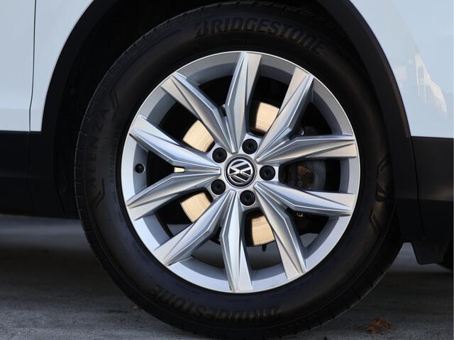 Volkswagen TIGUAN 1.5 TSI Highline DSG | LED | ACC | Navi | Trekhaak 1.800kg | Stoelverw. |