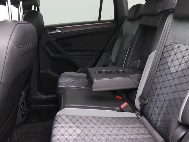 Volkswagen TIGUAN 1.4 TSI eHybrid R-Line Business+ 245PK DSG SOH 91%, Trekhaak, Black Style, 19" LM Velgen, Keyless, Stoel-Stuurverwarming