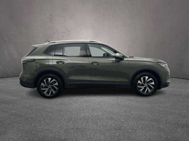 Volkswagen TIGUAN Life Edition 1.5 eTSI 150pk DSG Automaat Trekhaak, Adaptive cruise control, Elektrische achterklep, Navigatie, LED koplampen, Achteruitrijcamera