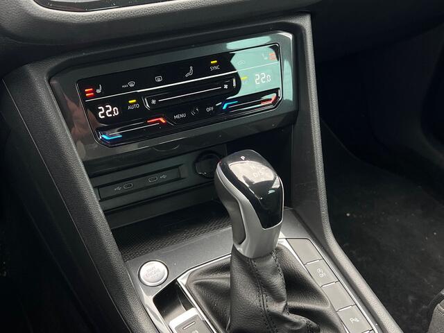 Volkswagen TIGUAN 1.5 TSI 150pk DSG Life Business Navigatie Trekhaak