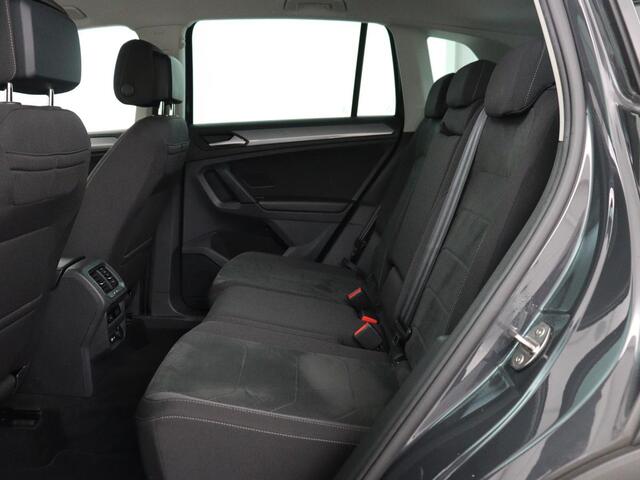 Volkswagen TIGUAN 1.5 TSI Life Business | Stoelverwarming | Massage | Virtual Cockpit | Carplay | Navigatie | Keyless | Adaptive cruise | Parkeerhulp | Full LED | Climate control