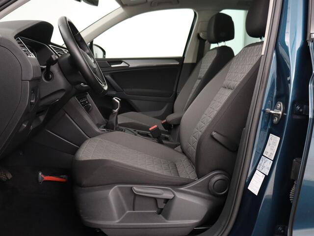 Volkswagen TIGUAN 1.5 TSI Life Business | Panoramadak | Trekhaak | Camera | Virtual Cockpit | Park Assist | Adaptive cruise | Navigatie | Keyless | Full LED | Carplay |