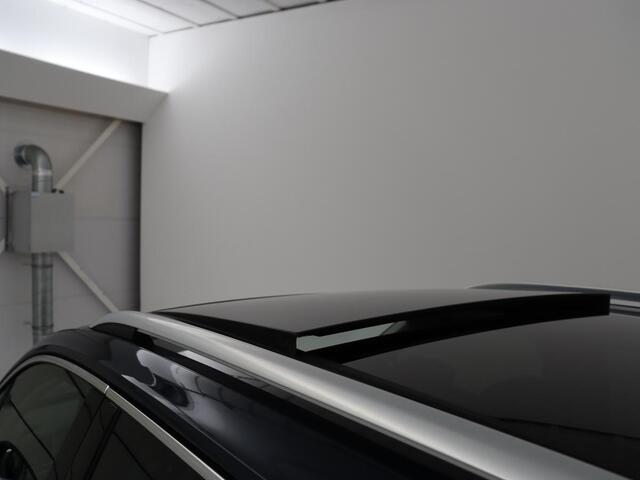 Volkswagen TIGUAN 1.5 TSI Life Business | Panoramadak | Trekhaak | Camera | Virtual Cockpit | Park Assist | Adaptive cruise | Navigatie | Keyless | Full LED | Carplay |