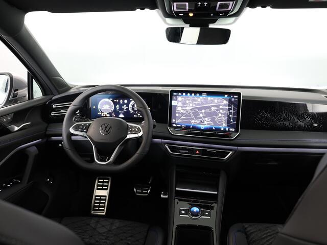 Volkswagen TIGUAN R-Line-Edition 1.5 eHybrid 272 pk DSG | 20" LM | Stoel & stuurverwarming | 360 graden camera | IQ.Light |