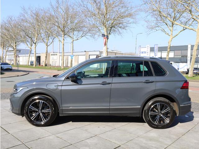 Volkswagen TIGUAN 1.4 TSI eHybrid 245PK | Panodak | Virtual | Head-up | Keyless | Elektrische kofferklep | Trekhaak | Klasse 3 |