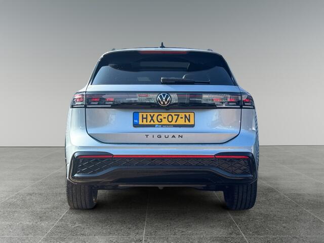 Volkswagen TIGUAN 1.5 204pk eHybrid R-Line Edition Black Style Pakket | Panoramaschuif-kanteldak | Parkeerassistent 'Park Assist Pro'