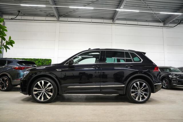 Volkswagen TIGUAN 2.0 TSI 4Motion 220PK R-Line * Pano - Trekhaak - Leder - 360° Cam - HUD - Keyless - Blind Spot *