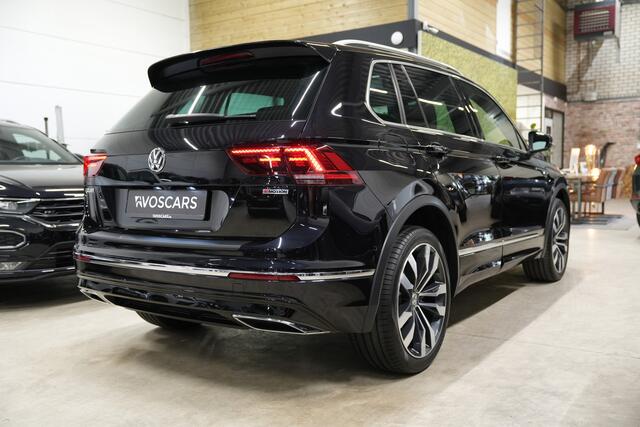 Volkswagen TIGUAN 2.0 TSI 4Motion 220PK R-Line * Pano - Trekhaak - Leder - 360° Cam - HUD - Keyless - Blind Spot *