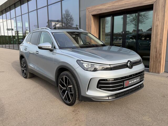 Volkswagen TIGUAN 1.5 eHybrid Elegance | Panoramadak | IQ light | 20 inch velgen | Trekhaak | 360 Camera | Rijklaar incl. garantie