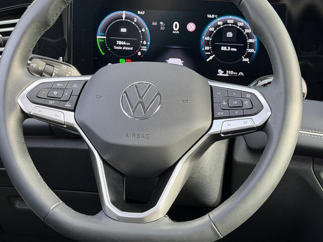 Volkswagen TIGUAN 1.5 eHybrid Elegance | Panoramadak | IQ light | 20 inch velgen | Trekhaak | 360 Camera | Rijklaar incl. garantie