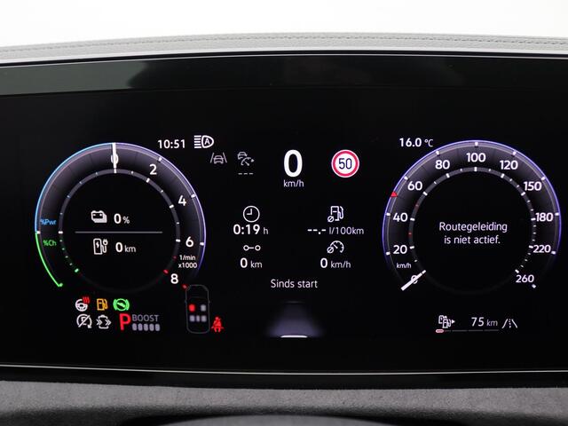 Volkswagen TIGUAN 1.5 eHybrid R-Line Edition 272PK DSG Pano-Schuifdak, Black Style, Trekhaak, 20" LM Velgen, Head-Up Display, Harman Kardon, Matrix LED-Verlichting, 360gr. Camera, Navi, Elektr. Achterklep