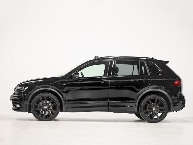 Volkswagen TIGUAN 2.0 TSI 4Motion Black Edition Pano ACC Trekhaak