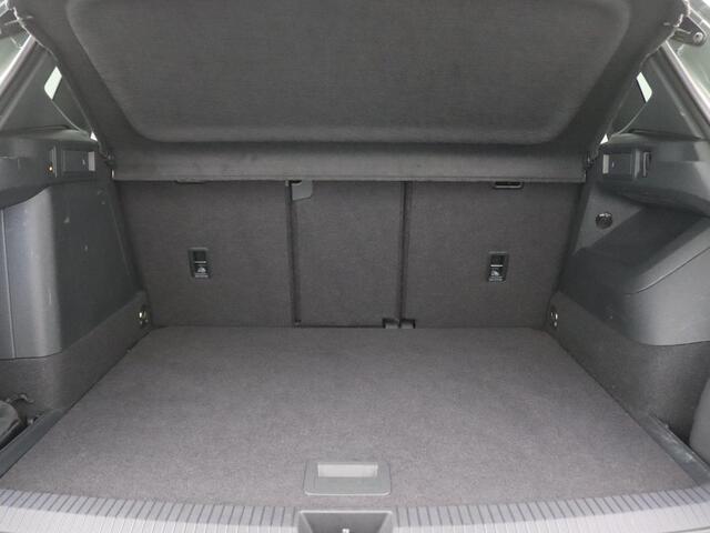 Volkswagen TIGUAN 1.5 eHybrid R-Line Edition 272PK DSG SOH 100%, Pano-Schuifdak, Trekhaak, Black Style, 20" LM Velgen, Leder, Memorystoel, Elektr. Achterklep, Matrix LED-Verlichting, 360gr. Camera, Harman Kardon Audio