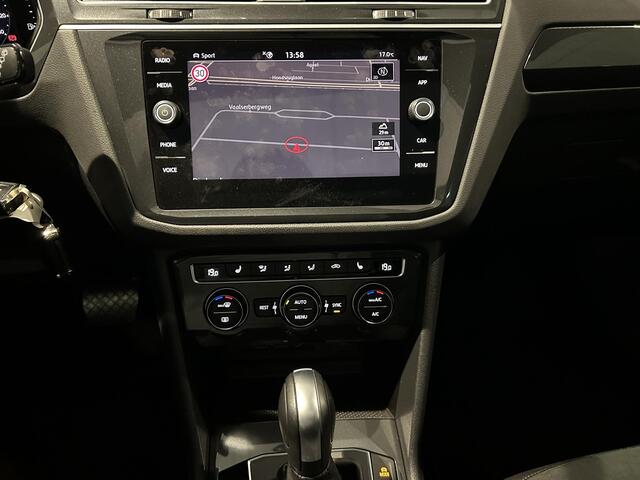 Volkswagen TIGUAN 1.5 TSI ACT Highline Business R | Panoramadak | Massage | Adaptieve cruise control | Stoelverwarming |