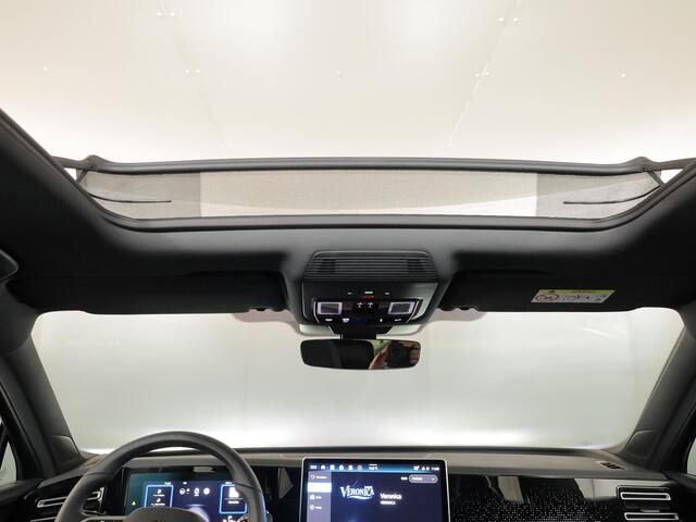 Volkswagen TIGUAN 1.5 eHybrid R-Line Edition 204 pk Automaat (DSG) | Verlengde garantie | Navigatie | Panoramadak | Trekhaak (wegklapbaar) | Parkeersensoren (Park assist) | Rondomzicht camera | Stoelverwarming v/a | R-Line |