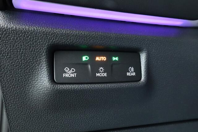 Volkswagen TIGUAN 1.5 eHybrid R-Line Black Style 272pk | Pano | HUD | 360cam | Massage | Elek. Trekhaak | 20'' | Adapt. Cruise | Keyless |