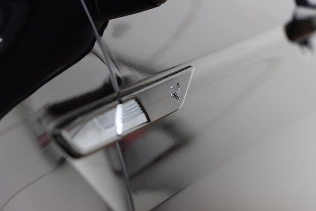 Volkswagen TIGUAN 1.5 TSI R-Line Business+ | Panorama dak | Camera | Carplay | Keyless