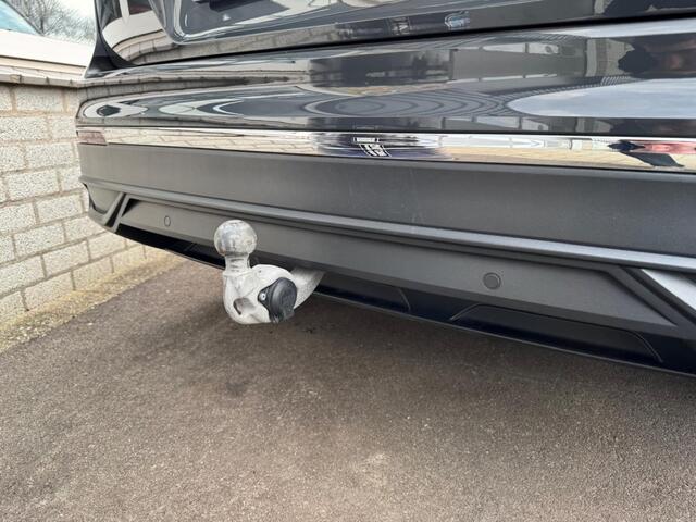 Volkswagen TIGUAN 1.4 TSI eHybrid Active uitvoering Trekhaak Stoelverwarming Stuurverwarming Carplay