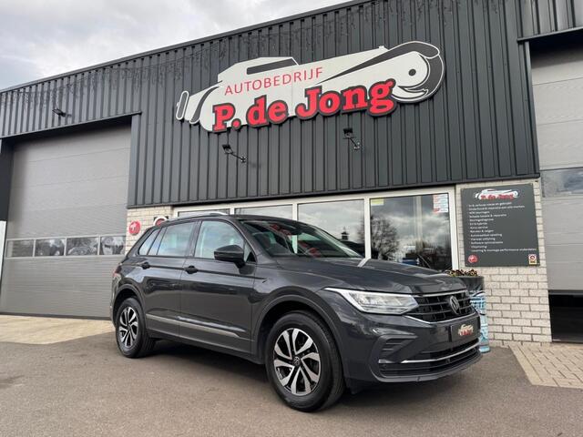 Volkswagen TIGUAN 1.4 TSI eHybrid Active uitvoering Trekhaak Stoelverwarming Stuurverwarming Carplay