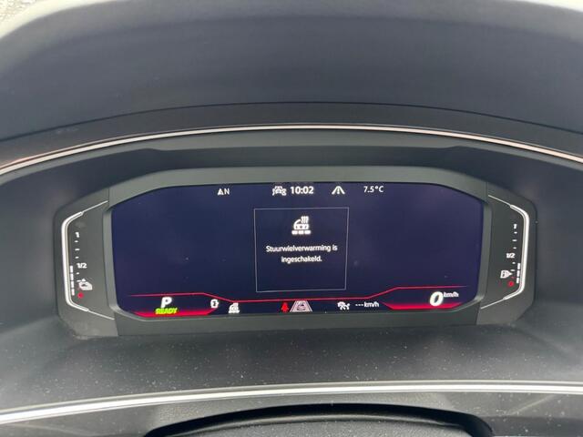 Volkswagen TIGUAN 1.4 TSI eHybrid Active uitvoering Trekhaak Stoelverwarming Stuurverwarming Carplay