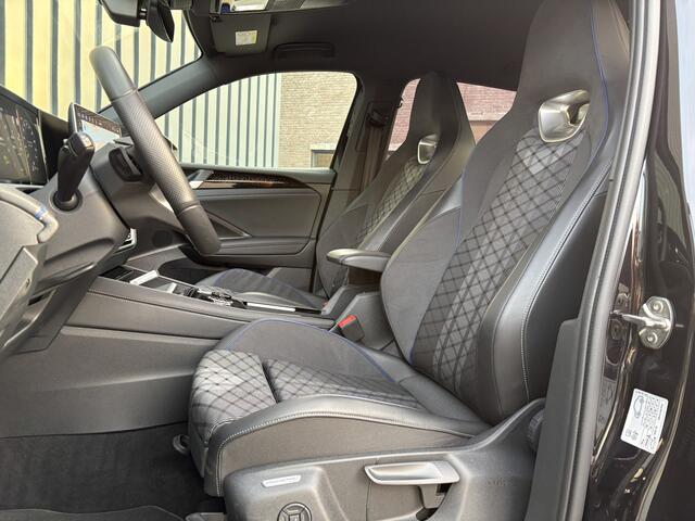 Volkswagen TIGUAN 1.5 eTSI R-Line Edition | 360 Camera | 20'' | Black Style | Side Assist | Elk. A-klep | Prijs Rijklaar!!