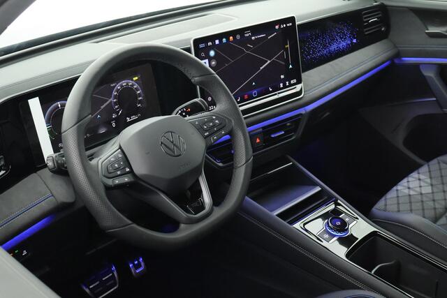 Volkswagen TIGUAN 1.5 272pk eHybrid R-Line Edition Black Style Trekhaak 360Camera Keyless Massage Virtual Cockpit Panoramadak Navigatie