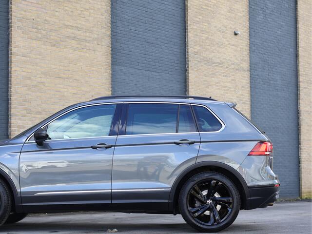Volkswagen TIGUAN 1.5 TSI Comfortline ACC | CarPlay | 19" | Org. NL | Haak