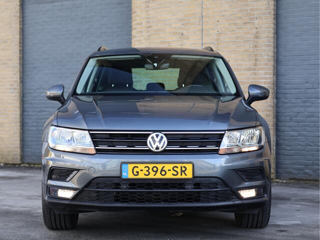 Volkswagen TIGUAN 1.5 TSI Comfortline ACC | CarPlay | 19" | Org. NL | Haak