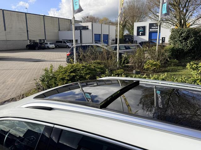 Volkswagen TIGUAN 2.0 TSI 4Motion 220PK DSG 3xR-LineoPano