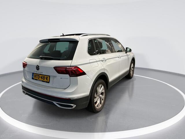 Volkswagen TIGUAN 1.4 TSI 245pk DSG eHybrid Elegance · Panoramadak · Camera · Apple/Android Car Play · Navigatie · P-Sensoren · 18'' Inch ·