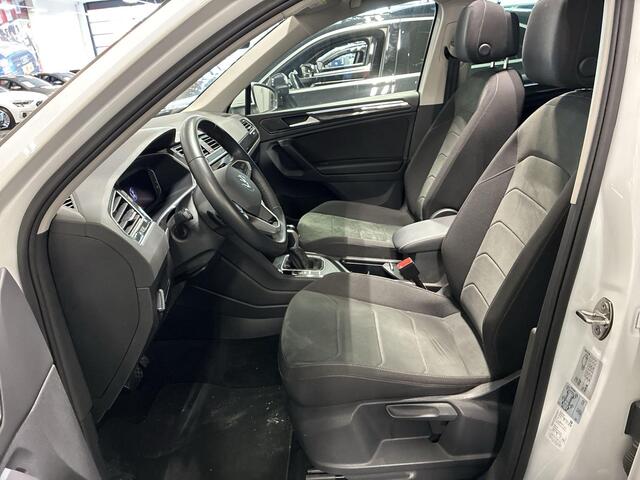 Volkswagen TIGUAN 1.4 TSI 245pk DSG eHybrid Elegance · Panoramadak · Camera · Apple/Android Car Play · Dodehoek Detectie · 18'' Inch ·